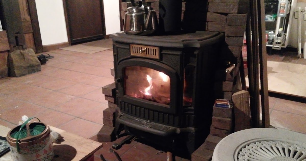 ダッチウエスト スモールタイプ 程度の良い薪ストーブの中古品です